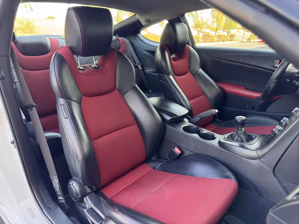 2012 Hyundai Genesis Coupe - Image 19 of 19