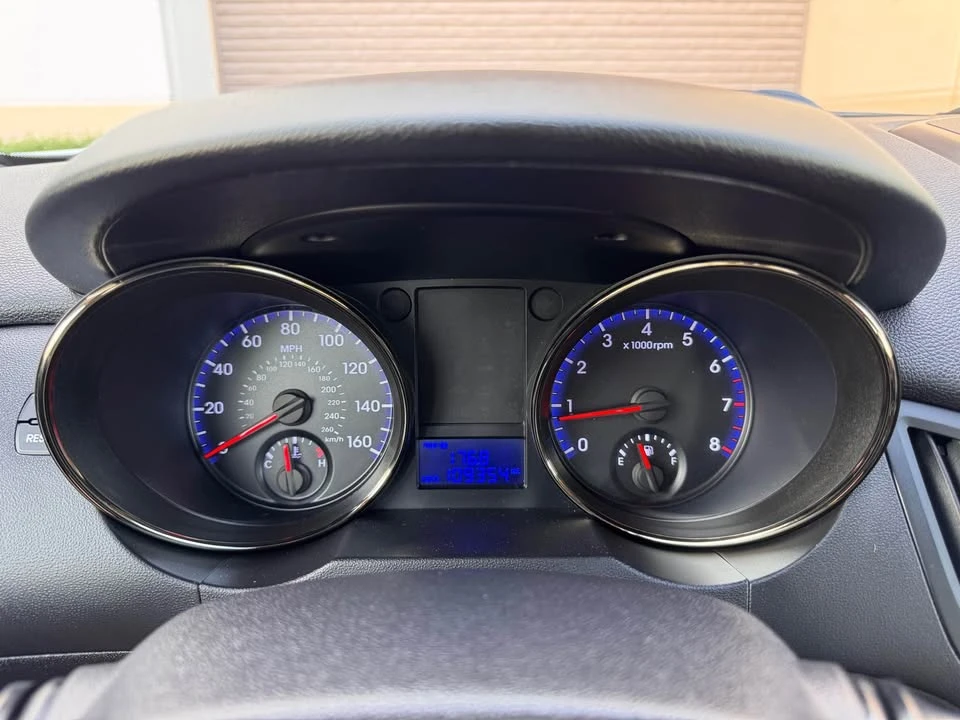 2012 Hyundai Genesis Coupe - Image 13 of 19