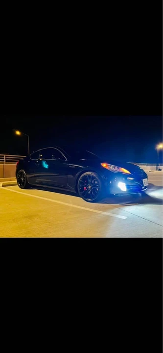 2012 Hyundai Genesis Coupe - Image 2 of 12