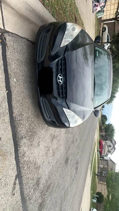 2012 Hyundai Genesis Coupe - Image 2 of 17