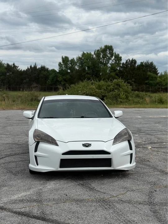 2012 Hyundai Genesis Coupe - Image 2 of 9