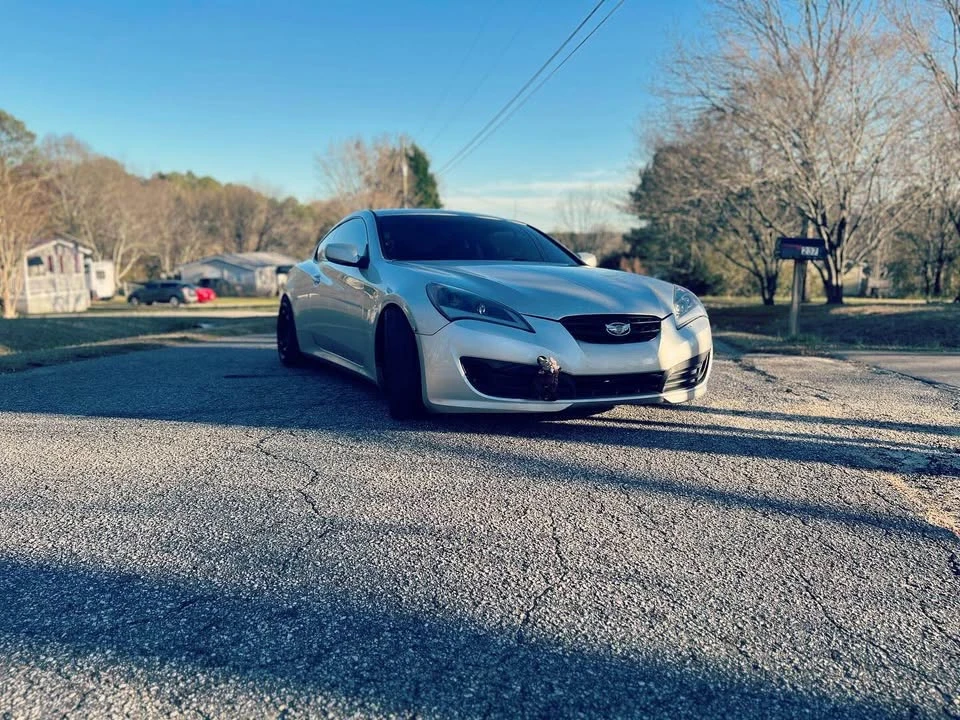 2012 Hyundai Genesis Coupe - Image 4 of 5