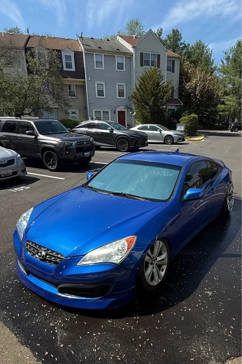 2012 Hyundai Genesis Coupe - Image 5 of 9