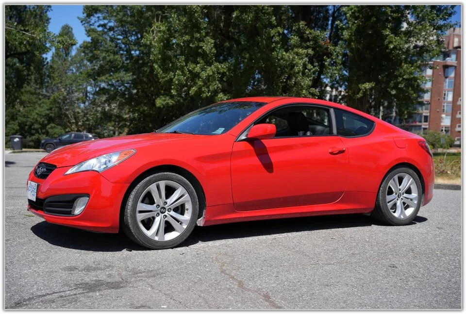 2012 Hyundai Genesis Coupe - Image 3 of 13