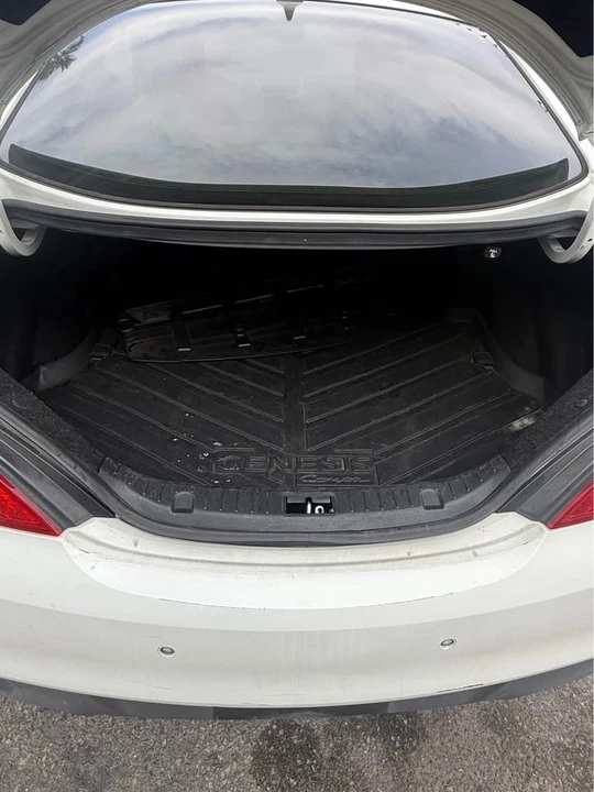 2012 Hyundai Genesis Coupe - Image 13 of 14