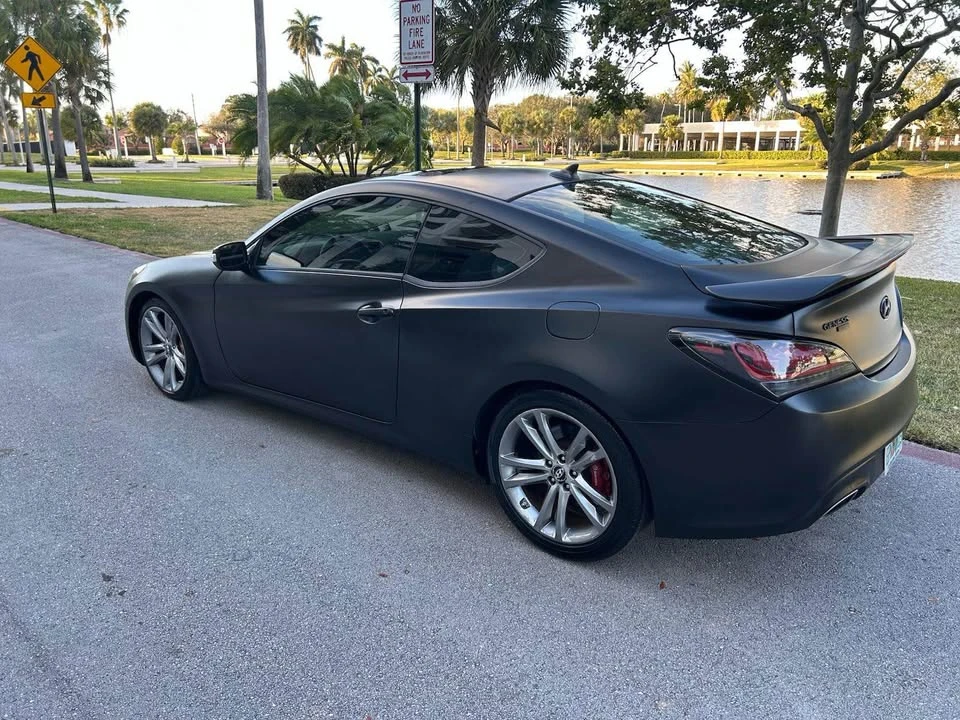 2012 Hyundai Genesis Coupe - Image 6 of 8