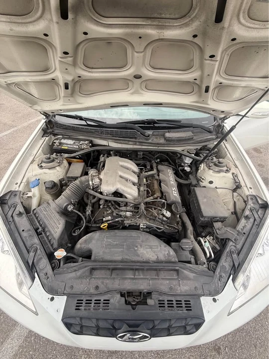 2012 Hyundai Genesis Coupe - Image 14 of 14