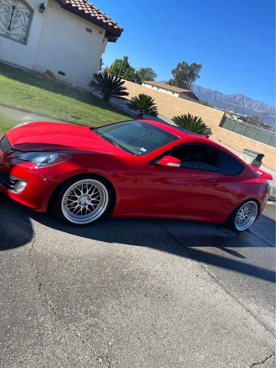 2012 Hyundai Genesis Coupe - Image 3 of 11