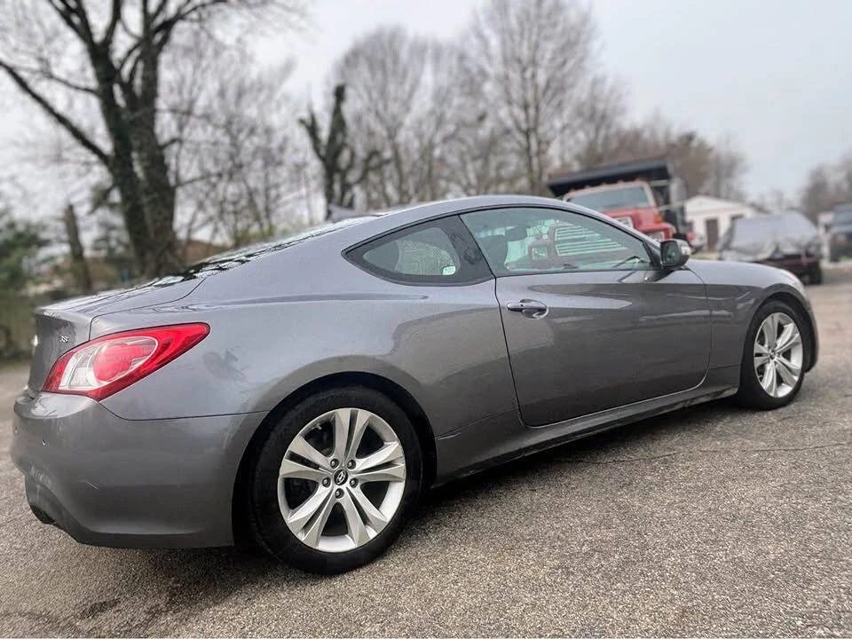 2012 Hyundai Genesis Coupe - Image 14 of 20