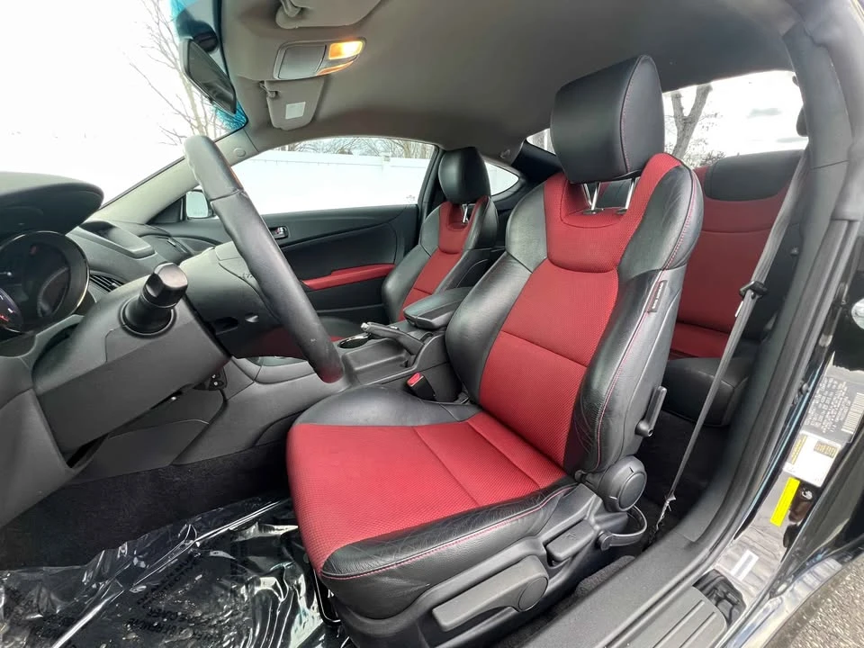 2012 Hyundai Genesis Coupe - Image 7 of 18