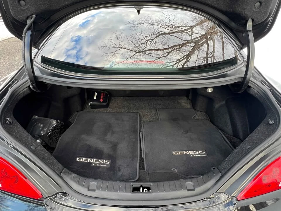 2012 Hyundai Genesis Coupe - Image 9 of 18