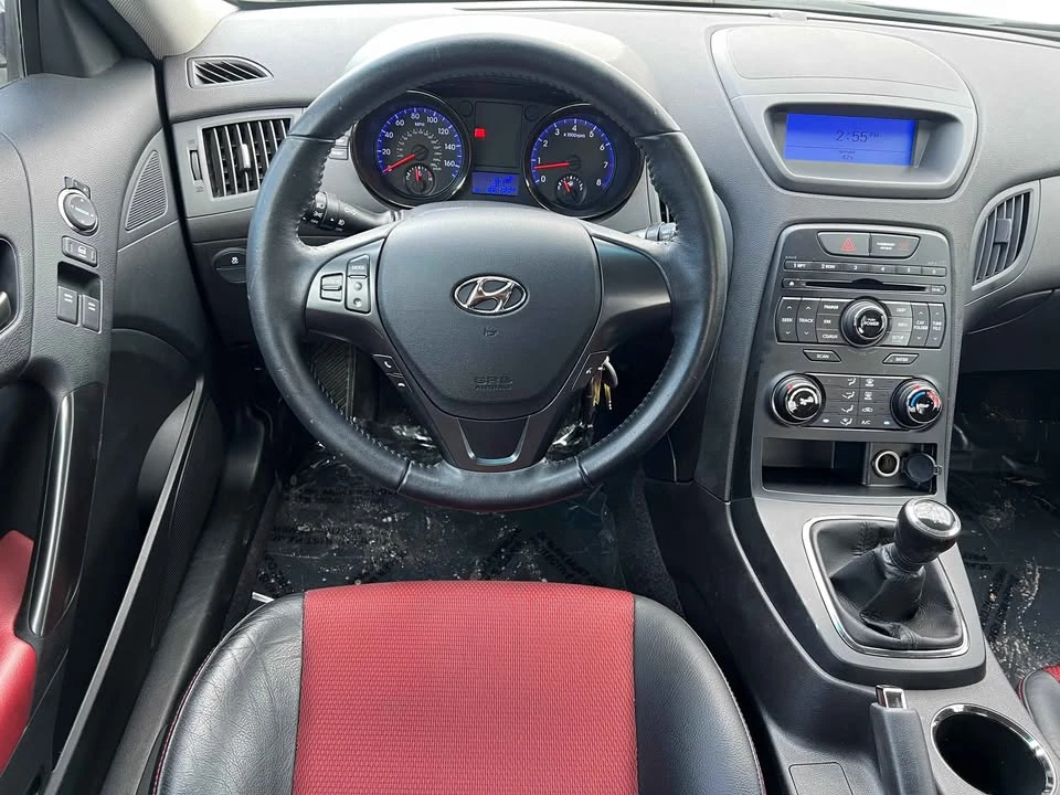2012 Hyundai Genesis Coupe - Image 11 of 18