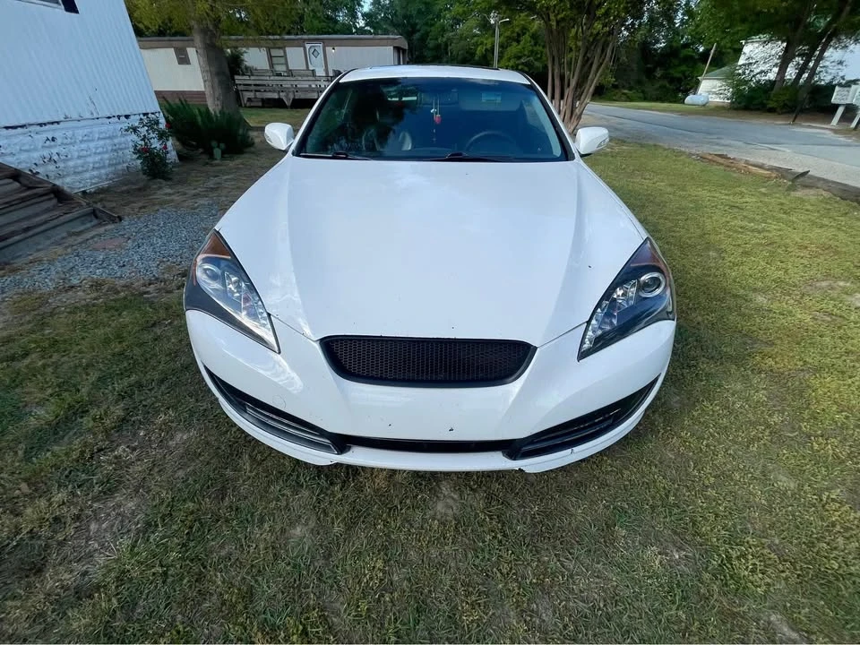 2012 Hyundai Genesis Coupe - Image 4 of 15