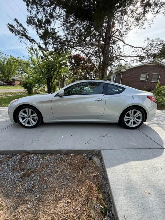 2012 Hyundai Genesis Coupe - Image 5 of 13