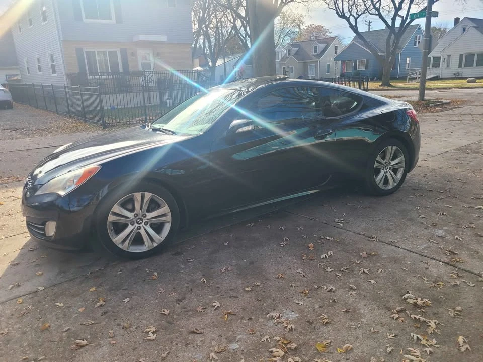 2012 Hyundai Genesis Coupe - Image 2 of 7