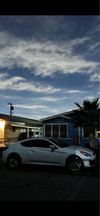 2012 Hyundai Genesis Coupe - Image 2 of 18