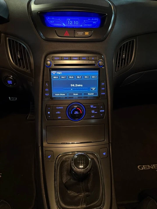 2012 Hyundai Genesis Coupe - Image 7 of 9