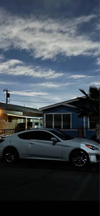 2012 Hyundai Genesis Coupe - Image 7 of 11