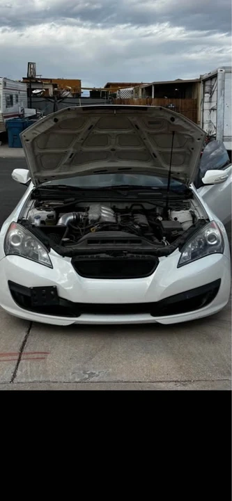 2012 Hyundai Genesis Coupe - Image 8 of 11