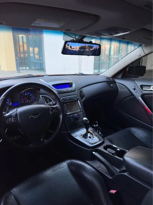 2012 Hyundai Genesis Coupe - Image 15 of 16