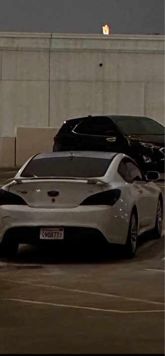 2012 Hyundai Genesis Coupe - Image 9 of 19
