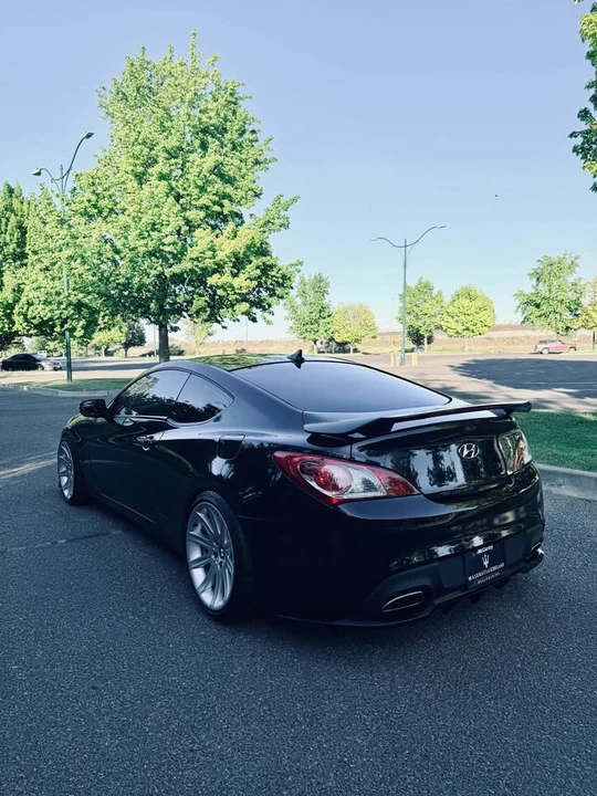 2012 Hyundai Genesis Coupe - Image 3 of 12