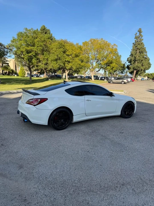 2012 Hyundai Genesis Coupe - Image 2 of 7