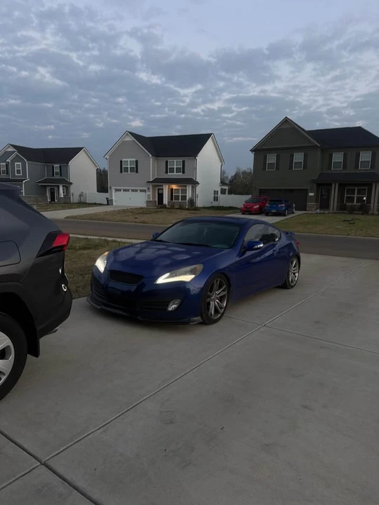 2012 Hyundai Genesis Coupe - Image 2 of 6