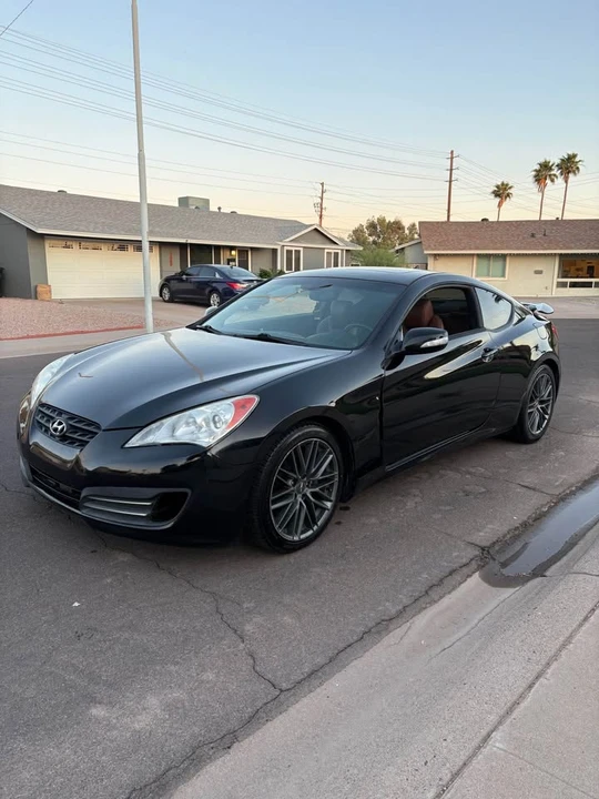 2012 Hyundai Genesis Coupe - Image 3 of 11