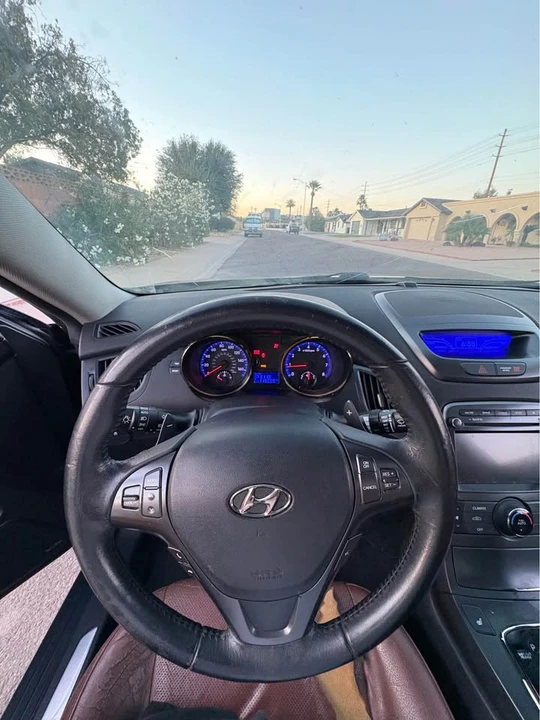 2012 Hyundai Genesis Coupe - Image 11 of 11