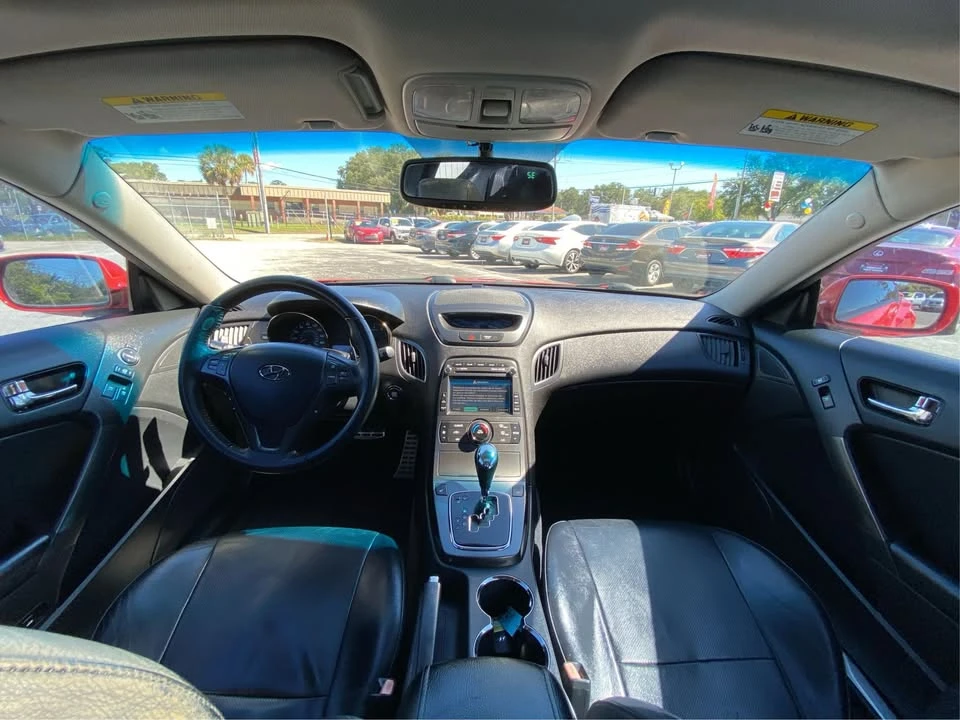 2012 Hyundai Genesis Coupe - Image 11 of 20