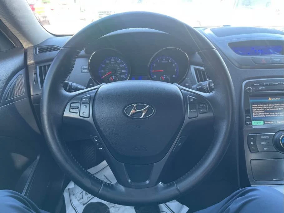 2012 Hyundai Genesis Coupe - Image 15 of 20