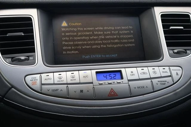 2012 Hyundai Genesis Coupe - Image 8 of 11