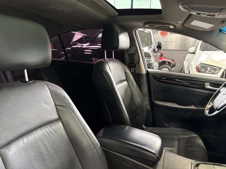 2012 Hyundai Genesis - Image 10 of 16
