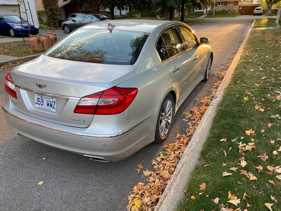2012 Hyundai Genesis - Image 2 of 13