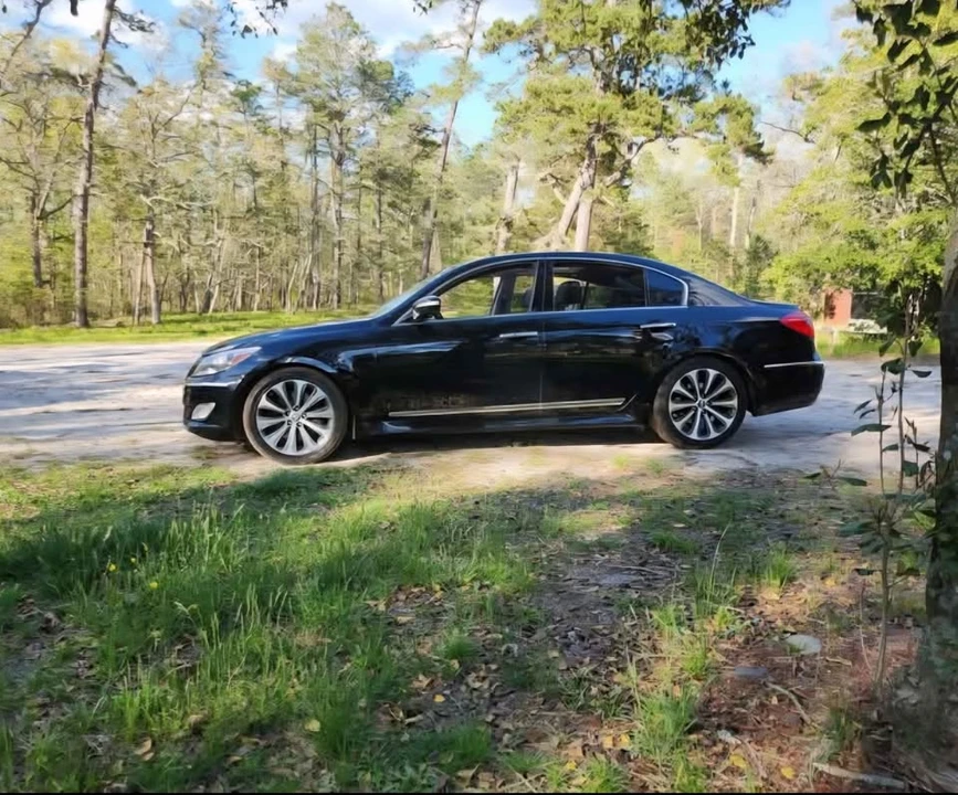 2012 Hyundai Genesis - Image 3 of 9