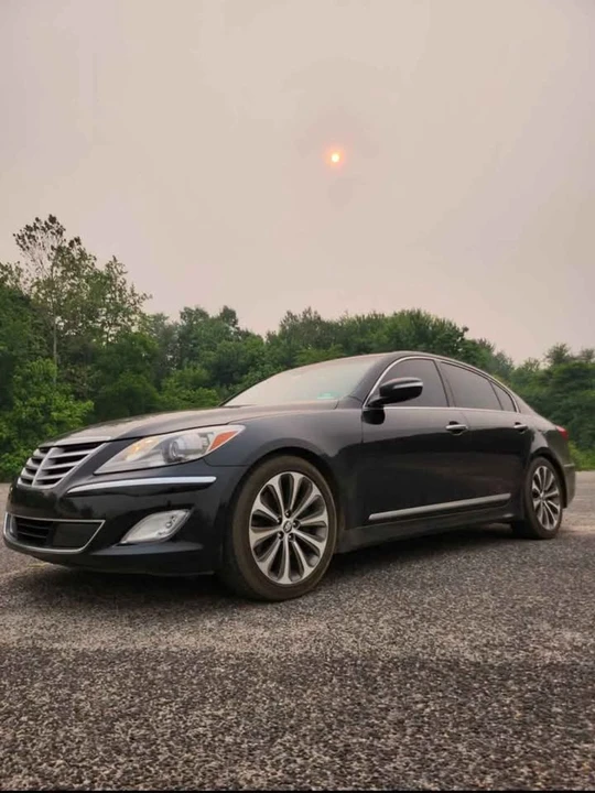 2012 Hyundai Genesis - Image 4 of 9