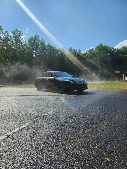 2012 Hyundai Genesis - Image 2 of 9