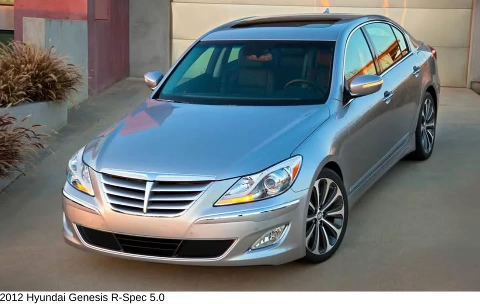 2012 Hyundai Genesis - Image 11 of 13