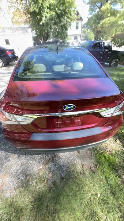 2012 Hyundai Sonata - Image 7 of 11
