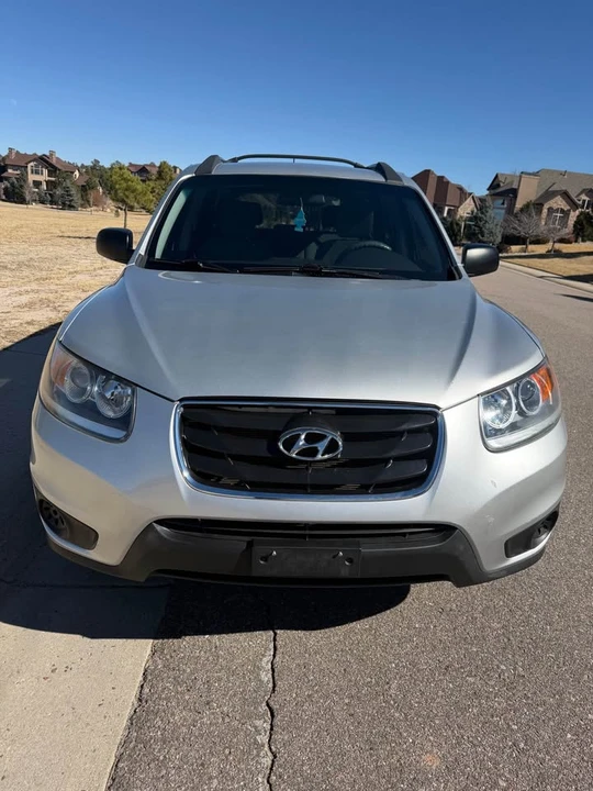 2012 Hyundai Santa Fe - Image 4 of 15