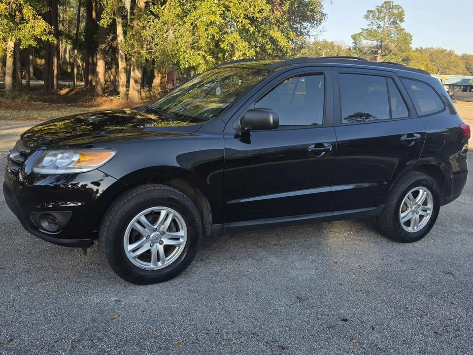 2012 Hyundai Santa Fe - Image 4 of 16