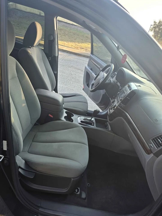 2012 Hyundai Santa Fe - Image 11 of 16