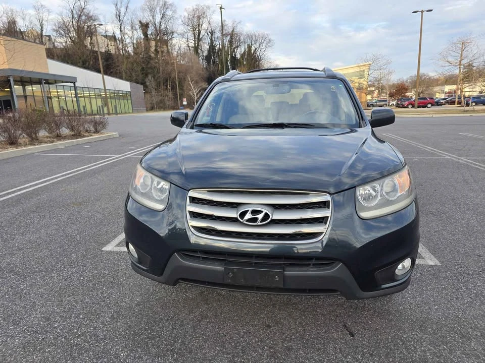 2012 Hyundai Santa Fe - Image 7 of 17