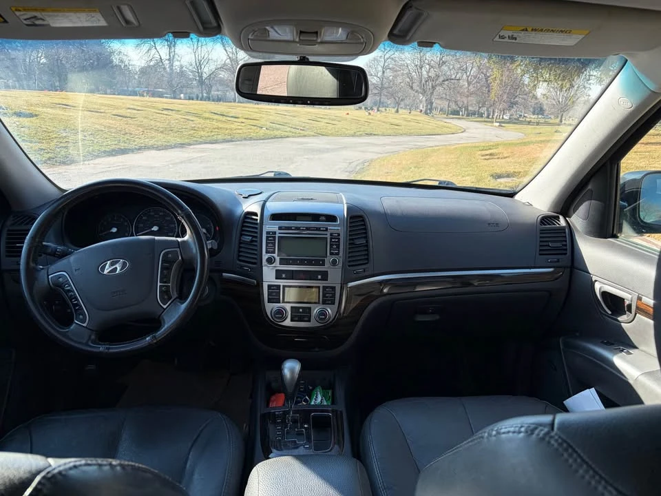2012 Hyundai Santa Fe - Image 10 of 16