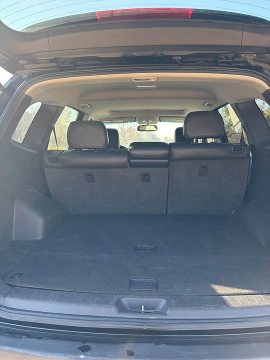2012 Hyundai Santa Fe - Image 12 of 16