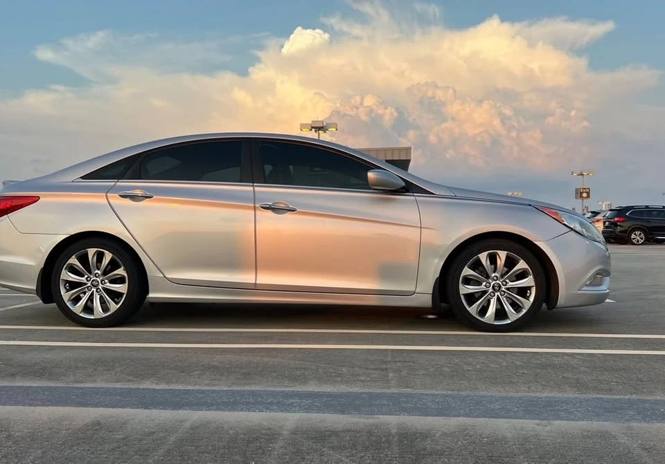 2012 Hyundai Sonata - Image 5 of 9