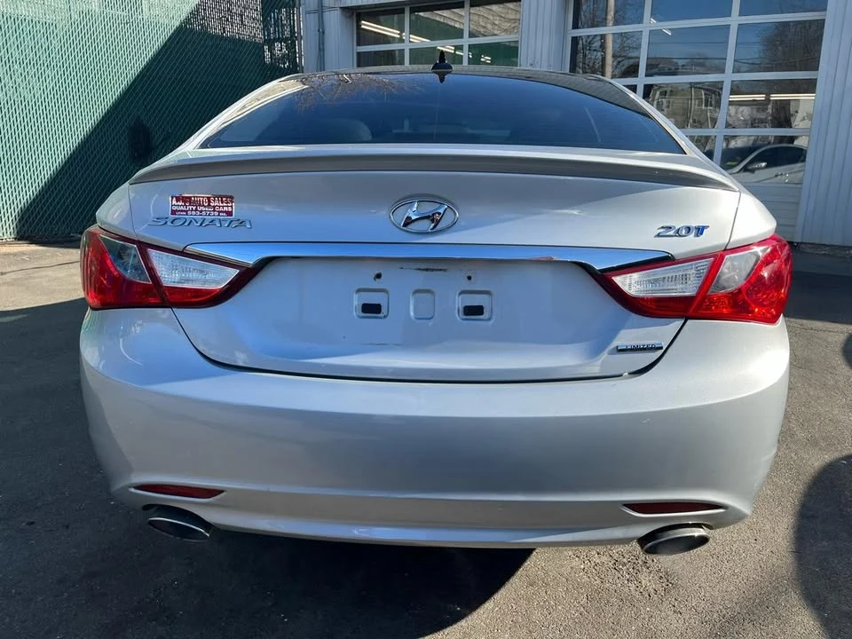 2012 Hyundai Sonata - Image 8 of 19