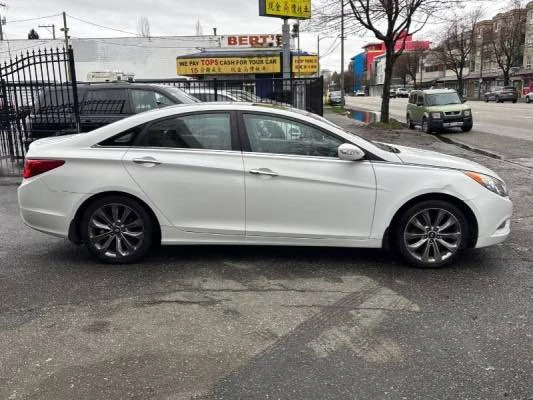 2012 Hyundai Sonata - Image 4 of 18