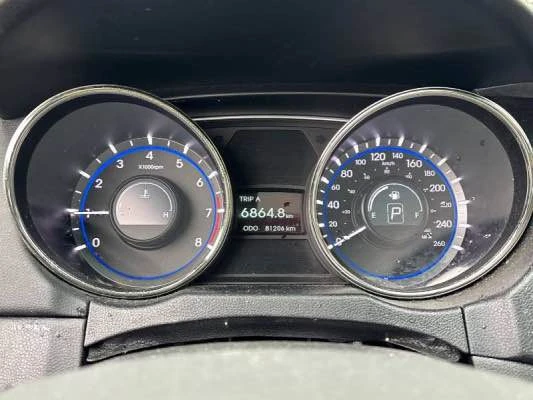 2012 Hyundai Sonata - Image 12 of 18